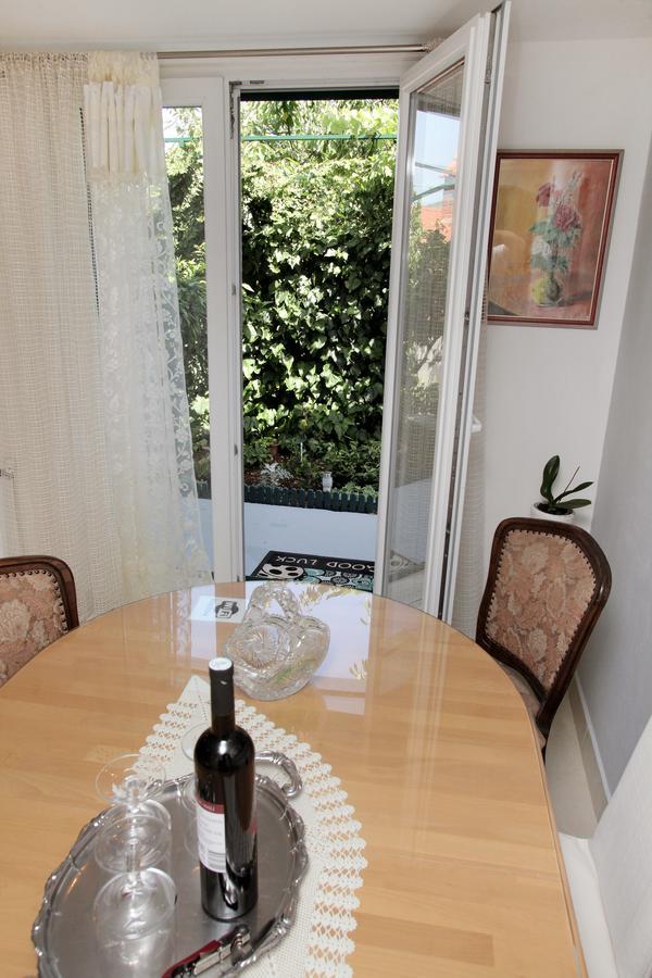 Apartment Eva Trogir Exterior photo